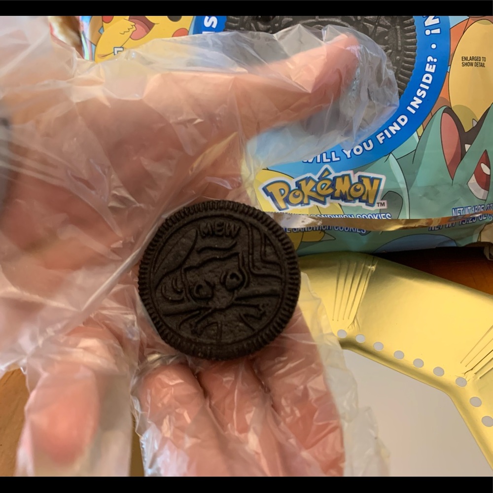 MINT CONDITION!! Mew Oreo